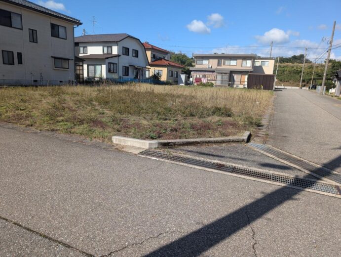 かほく市宇気74坪角地 かほく市宇気74坪角地